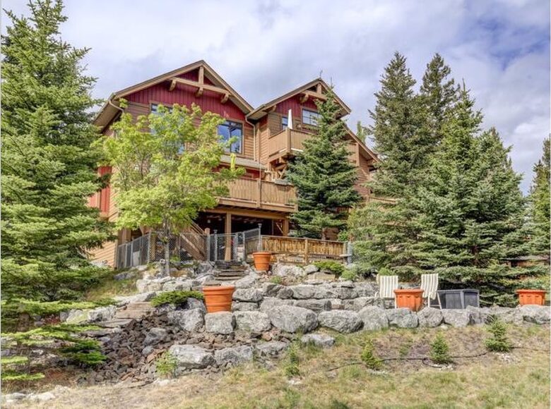 Rocky Mountain Gem - perfect for families! - Canmore, Canada