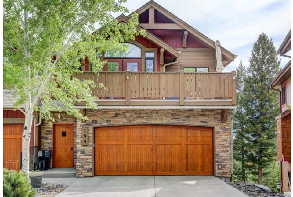 Rocky Mountain Gem - perfect for families! - Canmore, Canada