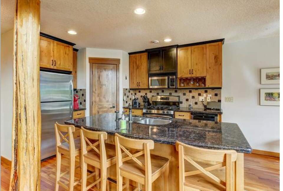 Rocky Mountain Gem - perfect for families! - Canmore, Canada