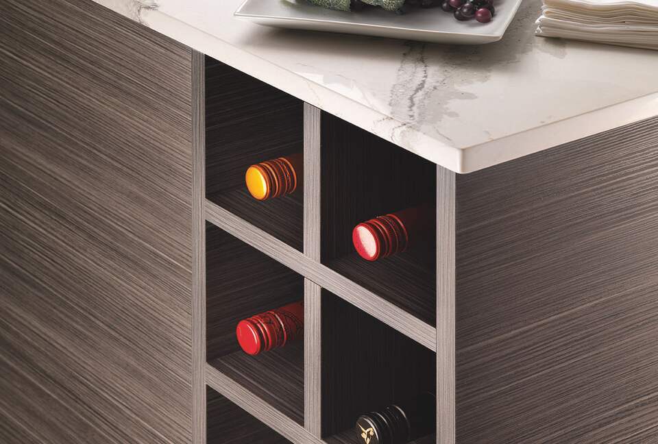 Luxury Lakefront Kelowna Condo - Kelowna, Canada