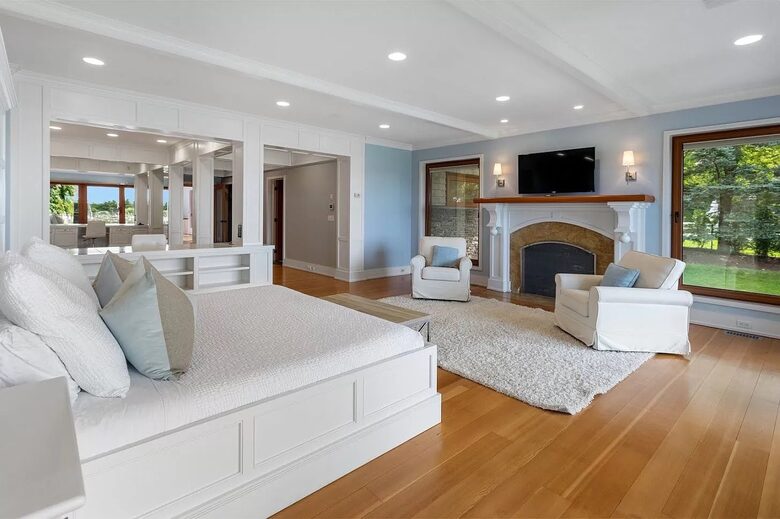 Sunset on Gardiners - East Hampton, New York