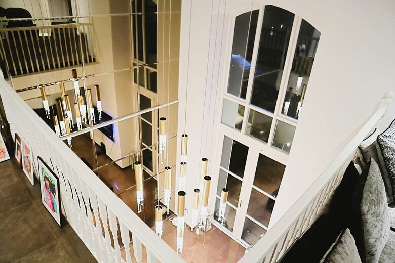 The Luxurious Ludgrove Hall - London, United Kingdom