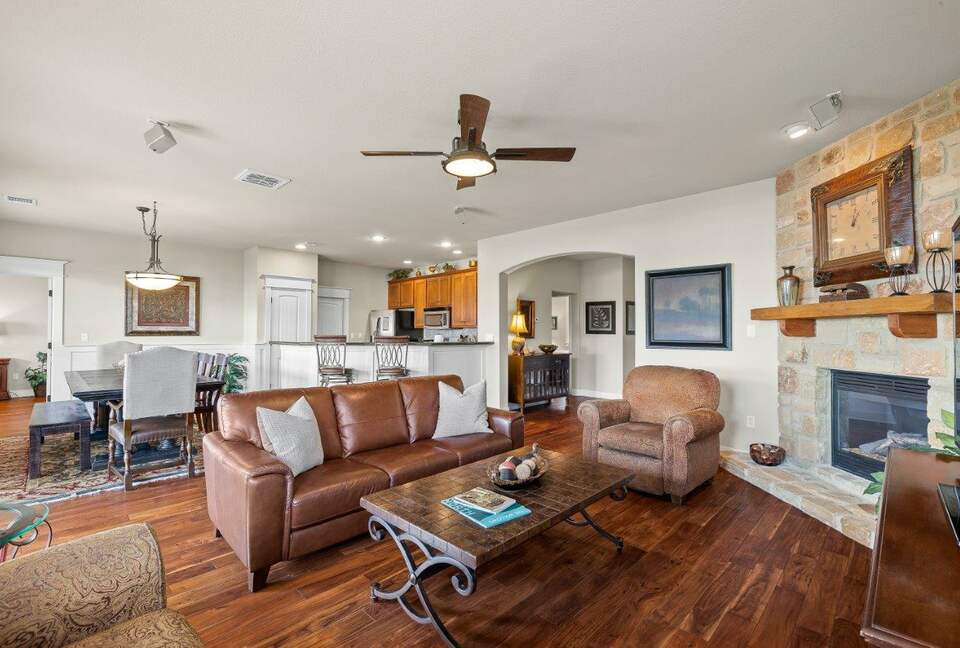 Lake Travis - Hollows Resort Lakeview Casita - Jonestown, Texas