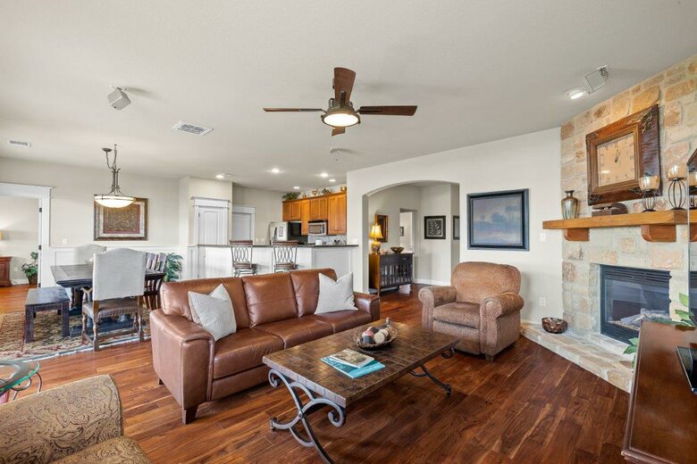 Lake Travis - Hollows Resort Lakeview Casita - Jonestown, Texas