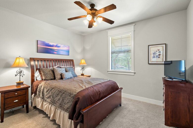 Lake Travis - Hollows Resort Lakeview Casita - Jonestown, Texas