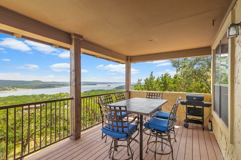 Lake Travis - Hollows Resort Lakeview Casita - Jonestown, Texas