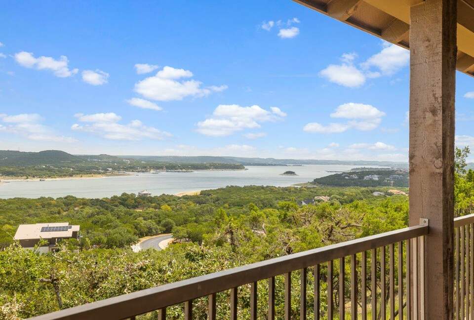 Lake Travis - Hollows Resort Lakeview Casita - Jonestown, Texas