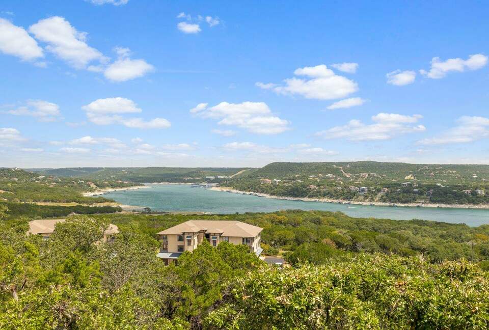 Lake Travis - Hollows Resort Lakeview Casita - Jonestown, Texas