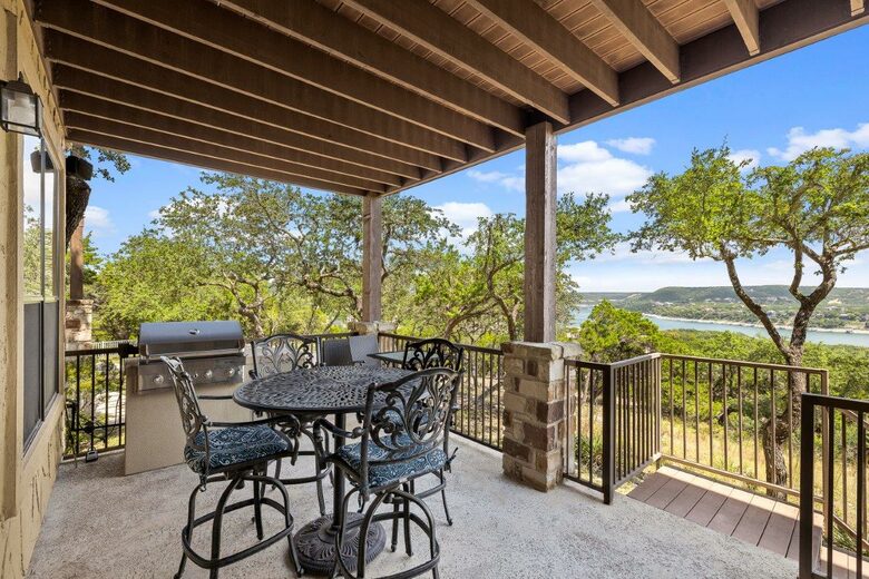 Lake Travis - Hollows Resort Lakeview Casita - Jonestown, Texas