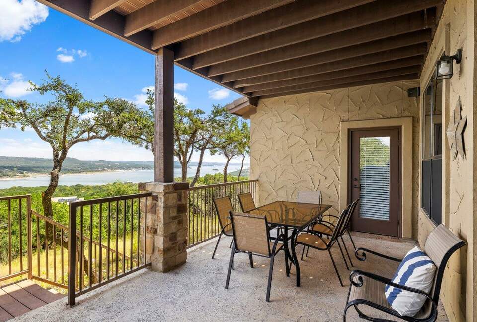 Lake Travis - Hollows Resort Lakeview Casita - Jonestown, Texas