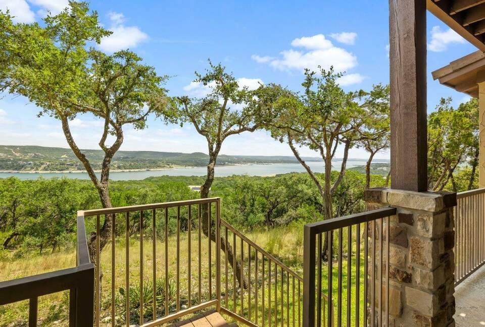 Lake Travis - Hollows Resort Lakeview Casita - Jonestown, Texas