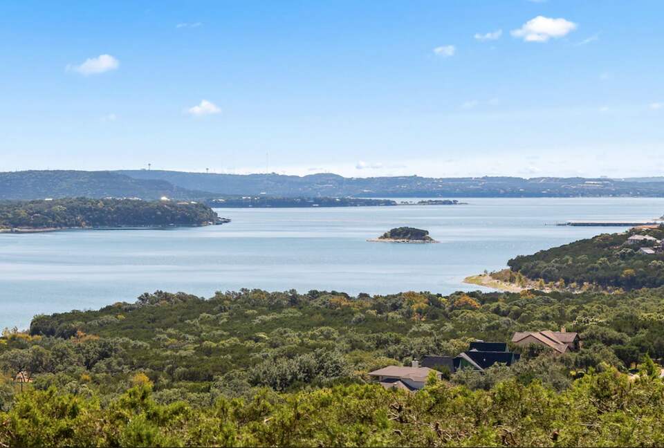 Panoramic Lake Travis & Hill Country Views