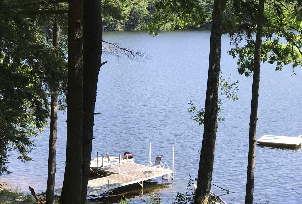 The Lakehouse - New Hampton, New Hampshire