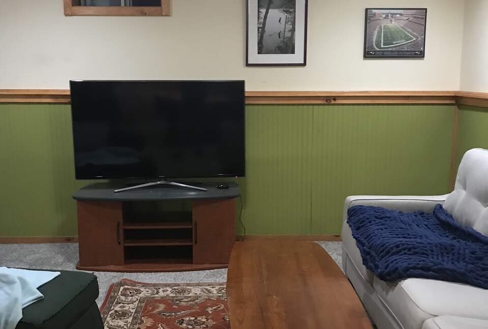 The Lakehouse - New Hampton, New Hampshire