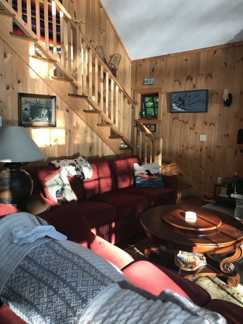 The Lakehouse - New Hampton, New Hampshire