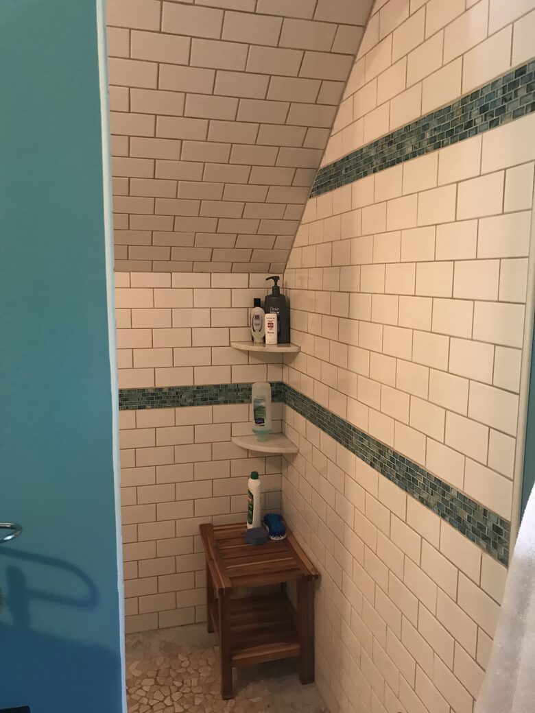 The Lakehouse - New Hampton, New Hampshire