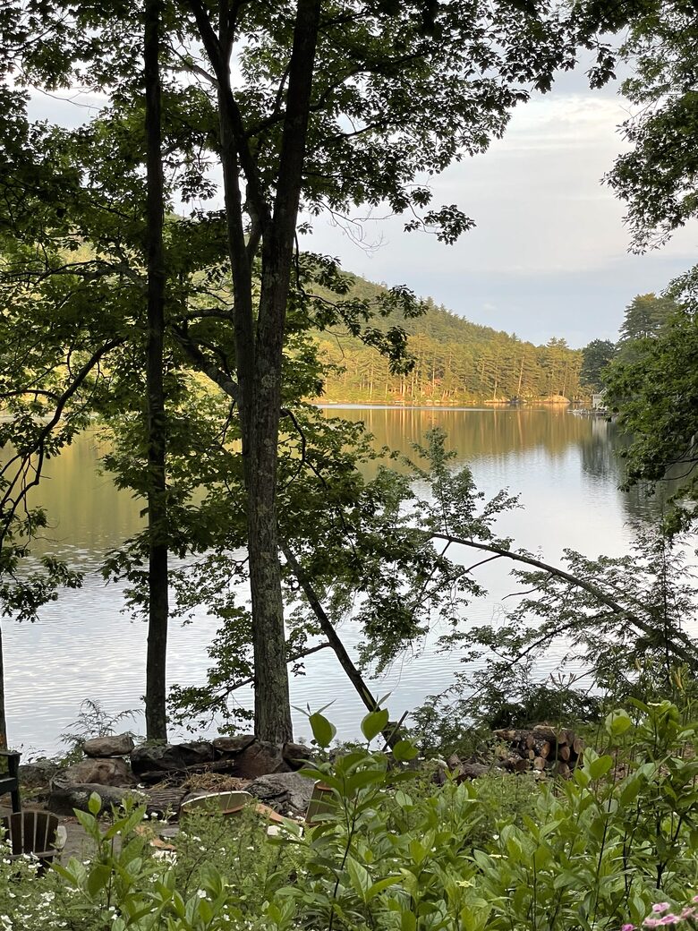 The Lakehouse - New Hampton, New Hampshire