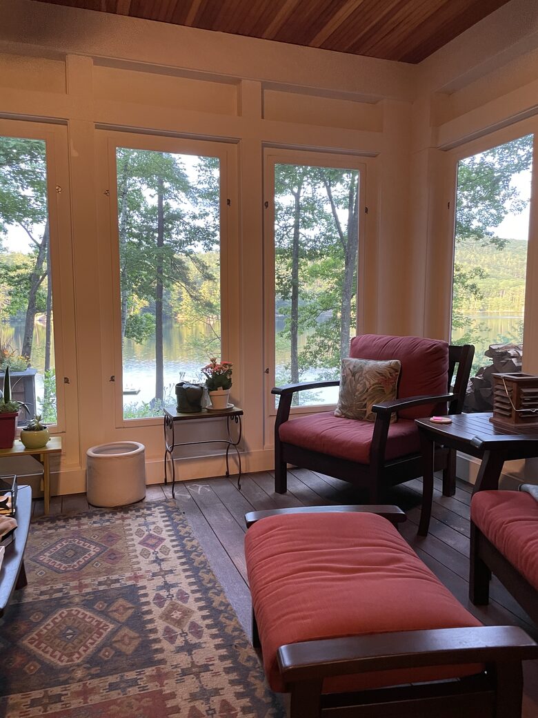 The Lakehouse - New Hampton, New Hampshire