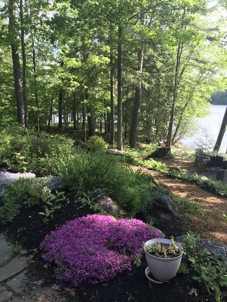 The Lakehouse - New Hampton, New Hampshire