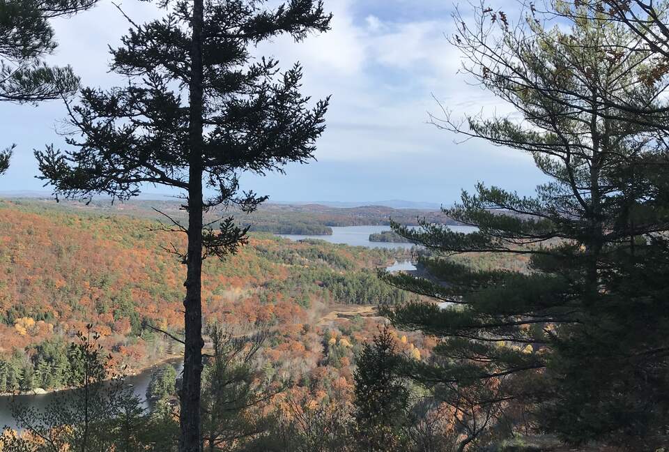 The Lakehouse - New Hampton, New Hampshire