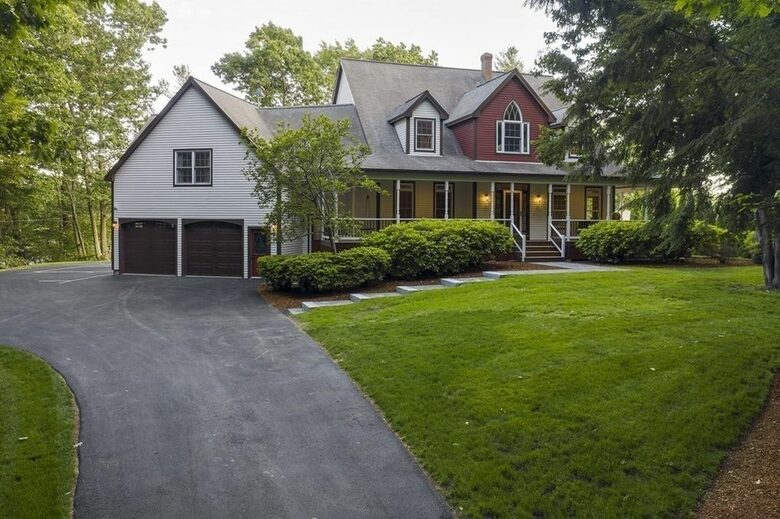 Luxury Mt. Wachusett Boston Lakehouse - Westminster, Massachusetts