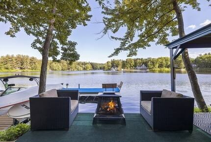 Luxury Mt. Wachusett Boston Lakehouse - Westminster, Massachusetts