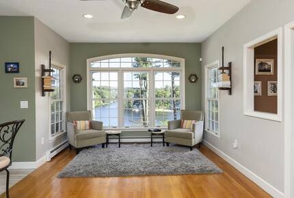 Luxury Mt. Wachusett Boston Lakehouse - Westminster, Massachusetts