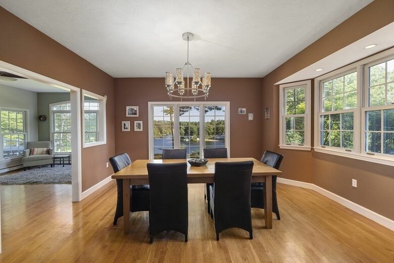 Luxury Mt. Wachusett Boston Lakehouse - Westminster, Massachusetts