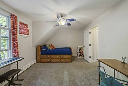 Luxury Mt. Wachusett Boston Lakehouse - Westminster, Massachusetts