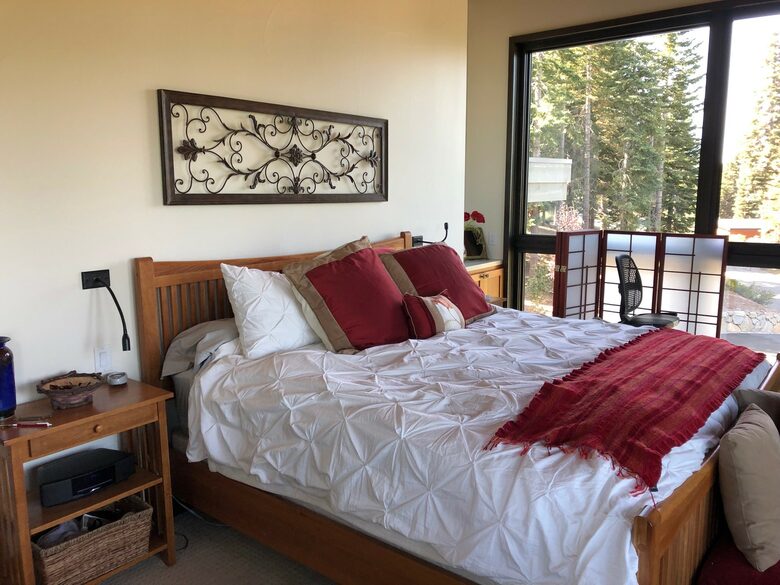 Glades Run Northstar Home — Ski-in / Ski-out - Northstar, California