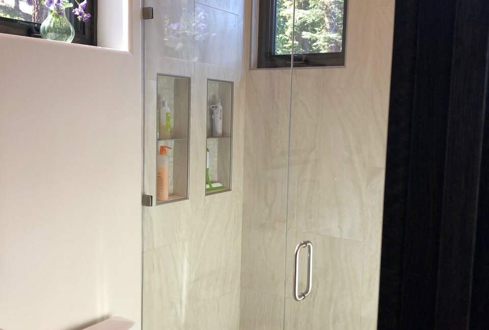 Glades Run Northstar Home — Ski-in / Ski-out - Northstar, California