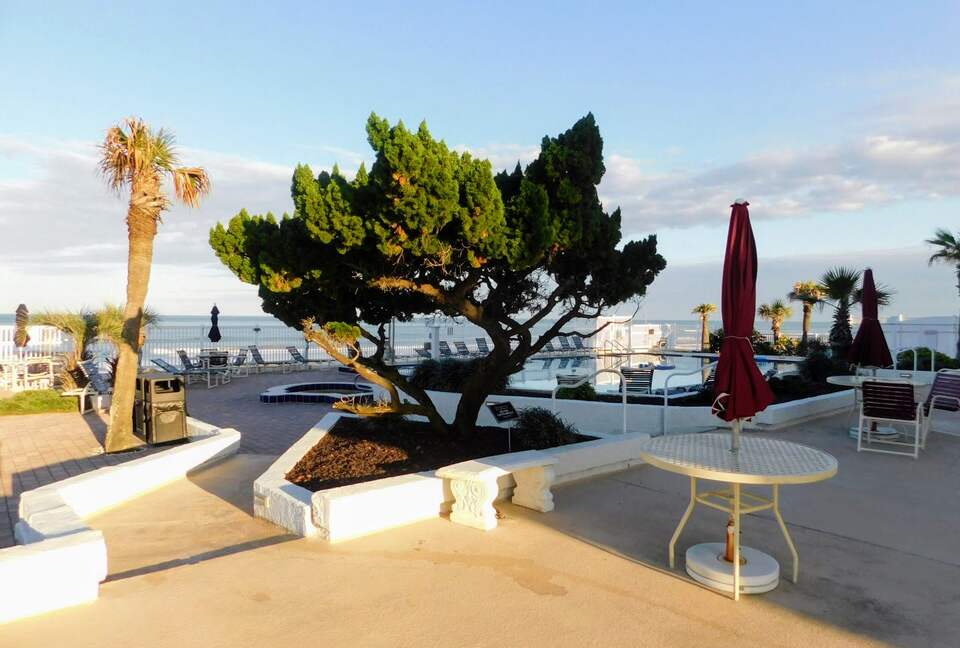 Marine Terrace, 3 BR Oceanfront Penthouse - Daytona Beach, Florida