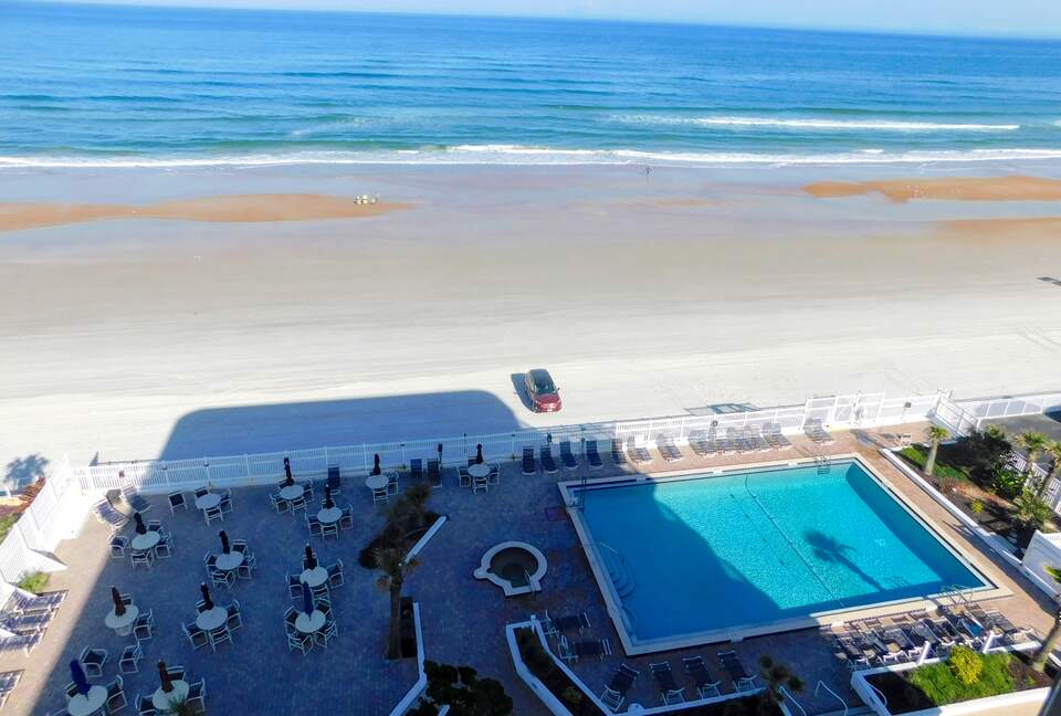 Marine Terrace, 3 BR Oceanfront Penthouse - Daytona Beach, Florida
