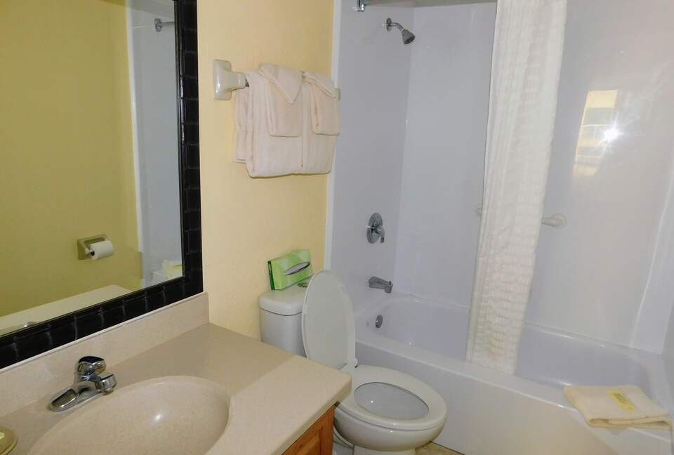 Marine Terrace, 2 BR Oceanfront - Daytona Beach, Florida