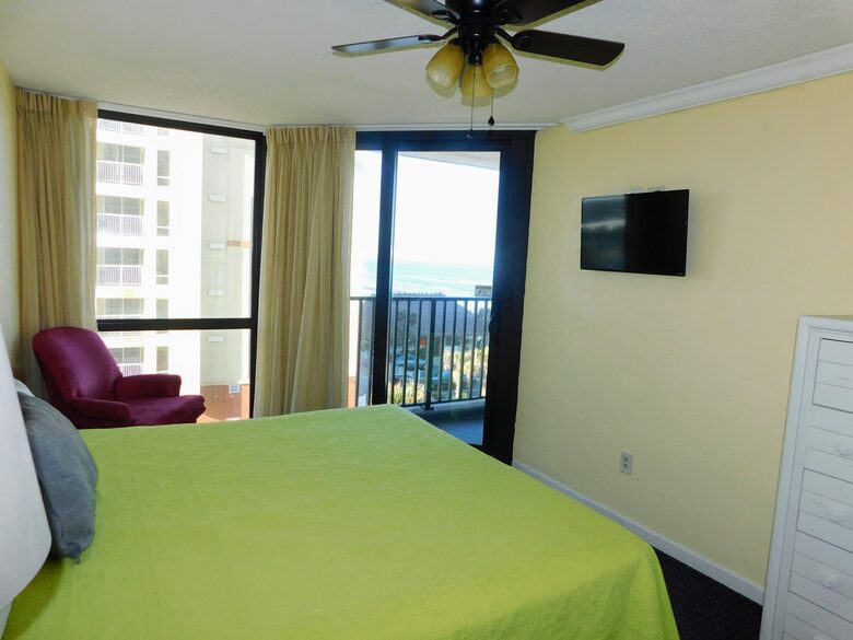 Marine Terrace, 2 BR Oceanfront - Daytona Beach, Florida