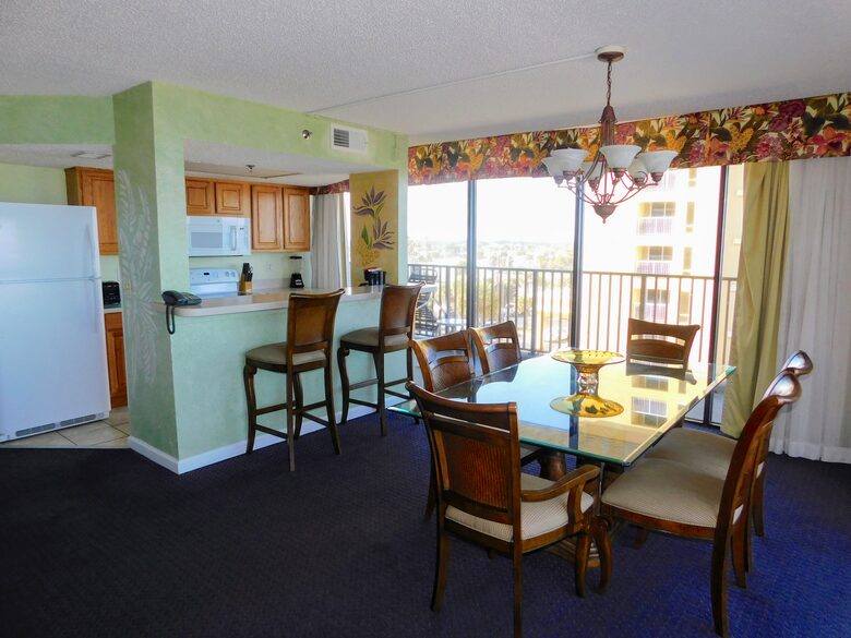 Marine Terrace, 2 BR Oceanfront - Daytona Beach, Florida
