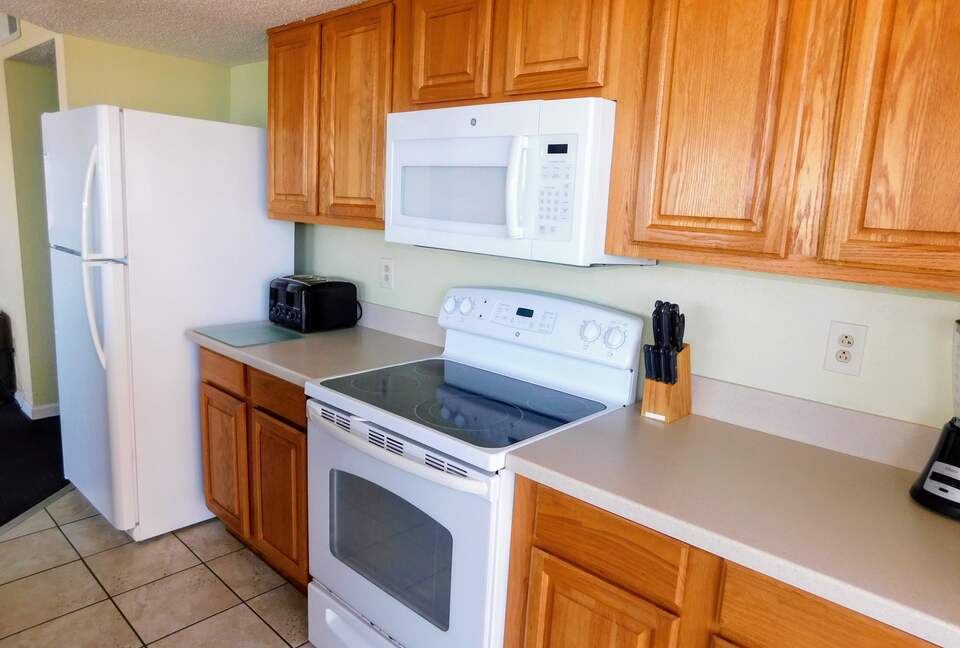 Marine Terrace, 2 BR Oceanfront - Daytona Beach, Florida