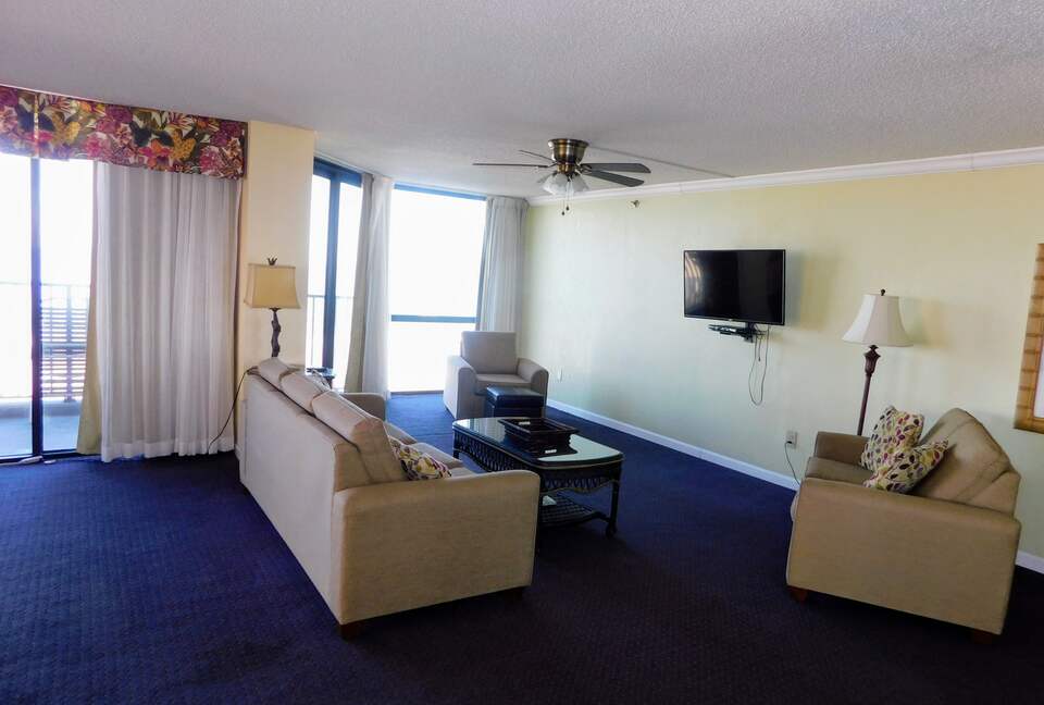 Marine Terrace, 2 BR Oceanfront - Daytona Beach, Florida