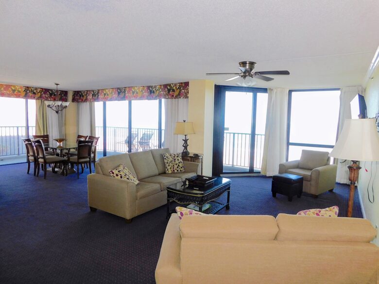 Marine Terrace, 2 BR Oceanfront - Daytona Beach, Florida