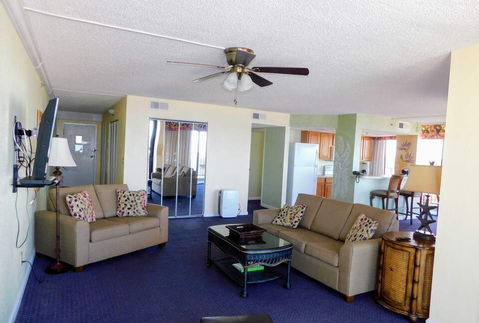 Marine Terrace, 2 BR Oceanfront - Daytona Beach, Florida