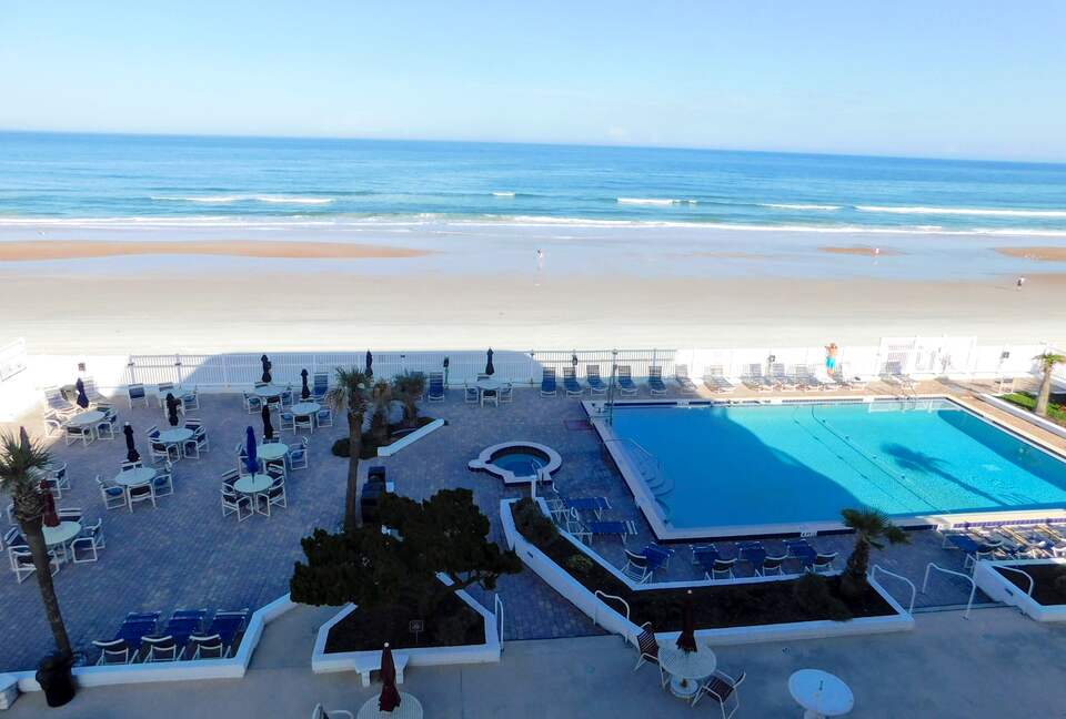 Marine Terrace, 2 BR Oceanfront - Daytona Beach, Florida