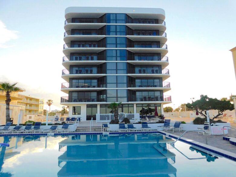 Marine Terrace, 2 BR Oceanfront - Daytona Beach, Florida