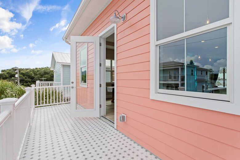 Luxury Coastal Home, Gulfport Waterfront District - Gulfport, Florida