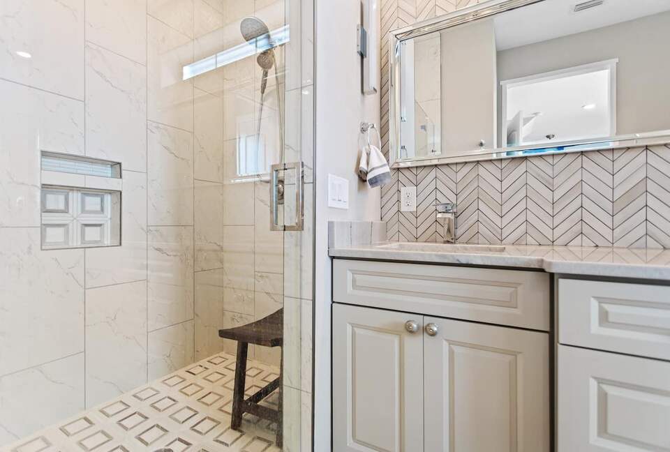 Luxury Coastal Home, Gulfport Waterfront District - Gulfport, Florida