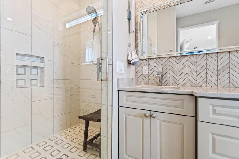 Luxury Coastal Home, Gulfport Waterfront District - Gulfport, Florida