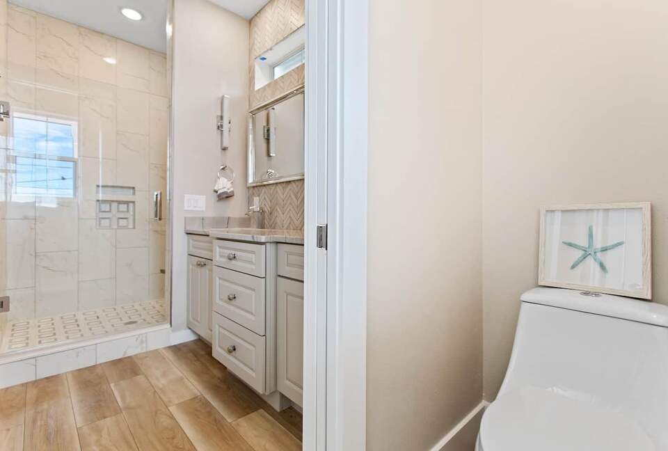 Luxury Coastal Home, Gulfport Waterfront District - Gulfport, Florida