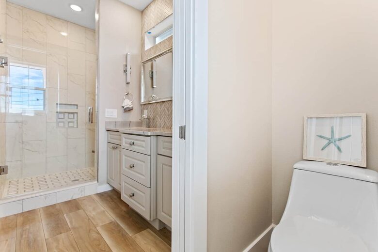 Luxury Coastal Home, Gulfport Waterfront District - Gulfport, Florida