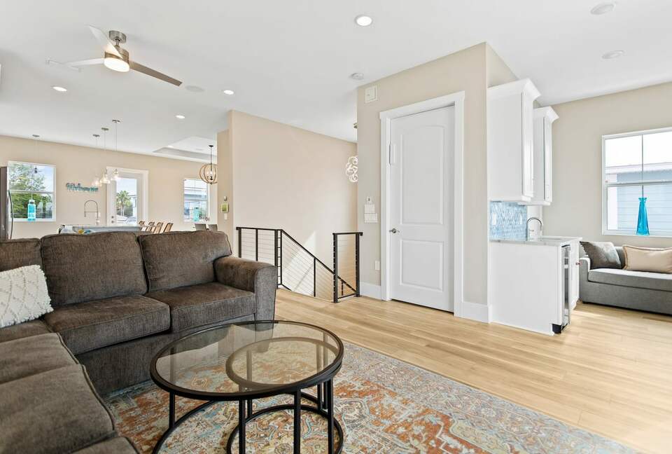 Luxury Coastal Home, Gulfport Waterfront District - Gulfport, Florida