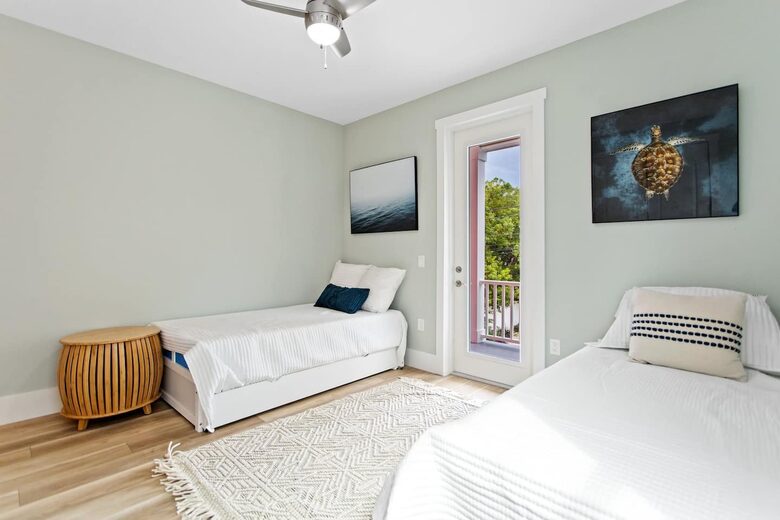 Luxury Coastal Home, Gulfport Waterfront District - Gulfport, Florida