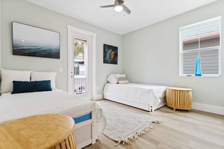 Luxury Coastal Home, Gulfport Waterfront District - Gulfport, Florida